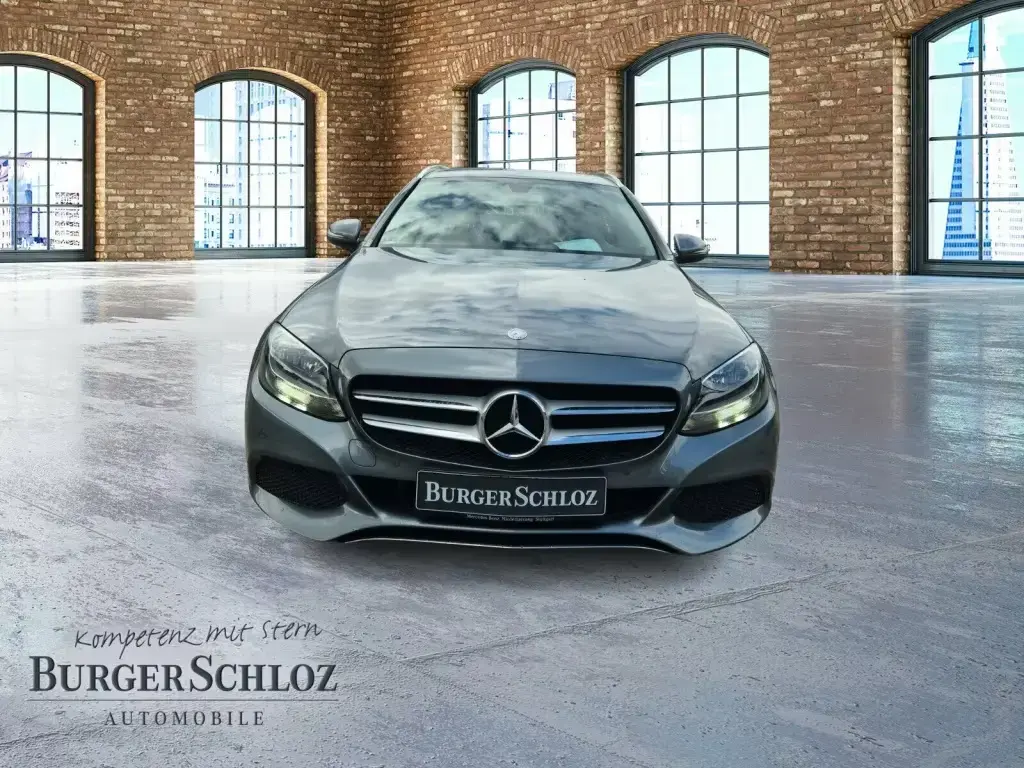 Main__Slider__Photo:Mercedes-Benz C-Class 180 T-Modell AHK AUT KlimaA LM PDC ParkAss SHZ 06/2016-1
