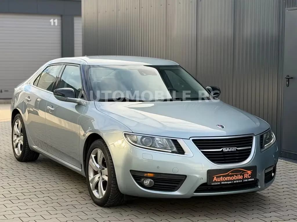 Main__Slider__Photo:Saab 9-5 2.0TTiD Vector*Limo*Leder*Xenon*LED*Euro5* 07/2011-0