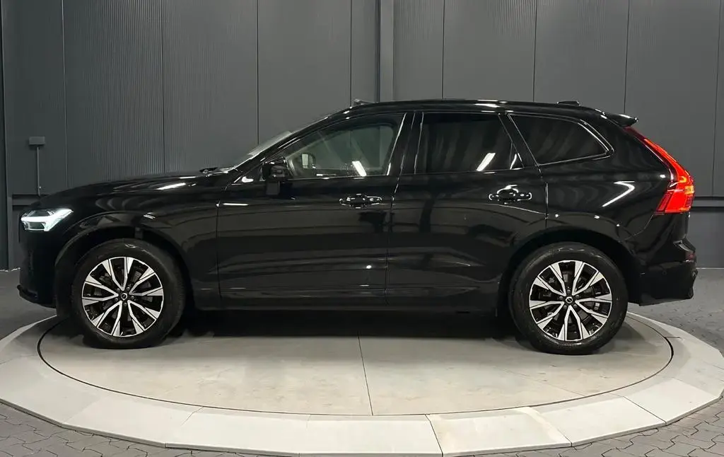 Main__Slider__Photo:Volvo XC60 Plus Dark AWD *PANORAMA*360*LEDER*HIFI* 03/2023-1