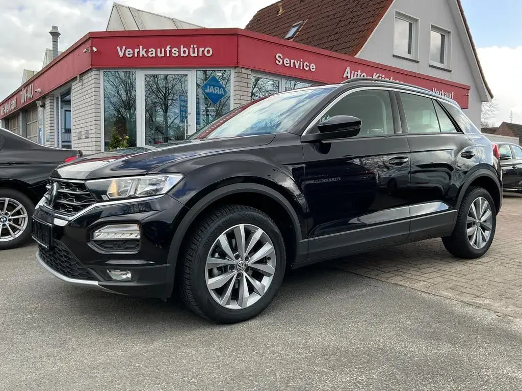 Main__Slider__Photo:Volkswagen T-Roc Style 1.0 TSI SHZ BT PDC NAVI 05/2020-1