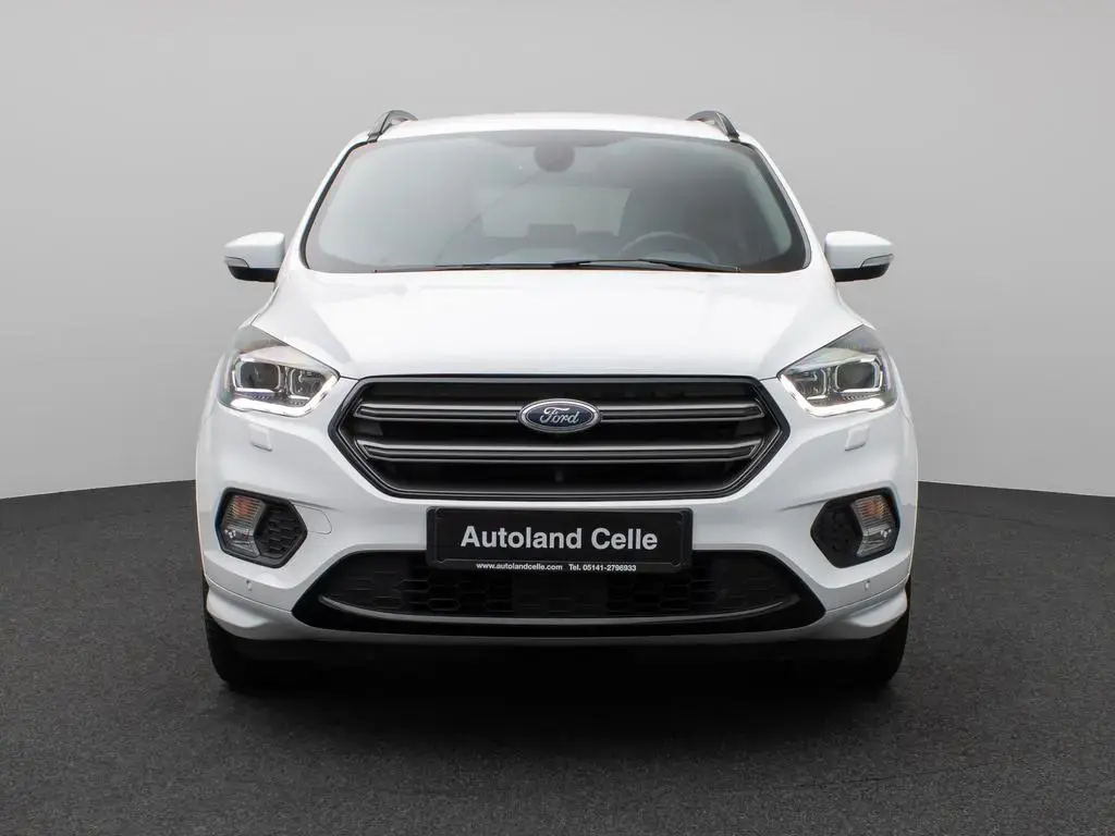 Main__Slider__Photo:Ford Kuga ST-Line Kamera Lenkrhzg Navi AHK Komfort 04/2018-1
