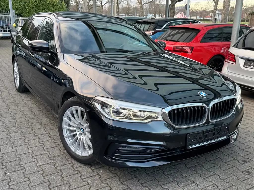 Main__Slider__Photo:BMW 5 Series 540 i xDrive Sport Line |LEDER|PANO|LED|SOFT|HUD 02/2019-0
