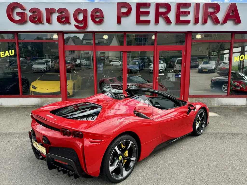 Main__Slider__Photo:Ferrari SF90 Spider REPRISES POSSIBLE ... INZAHLUNGEN MÖ 06/2023-1