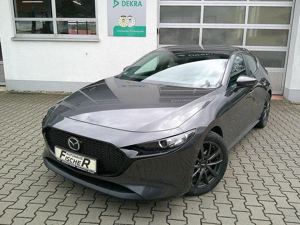 Main__Slider__Photo:Mazda 3 SKYACTIV X 186 Exclusive NAVI/KAMERA/HUD/WKR 11/2023-0