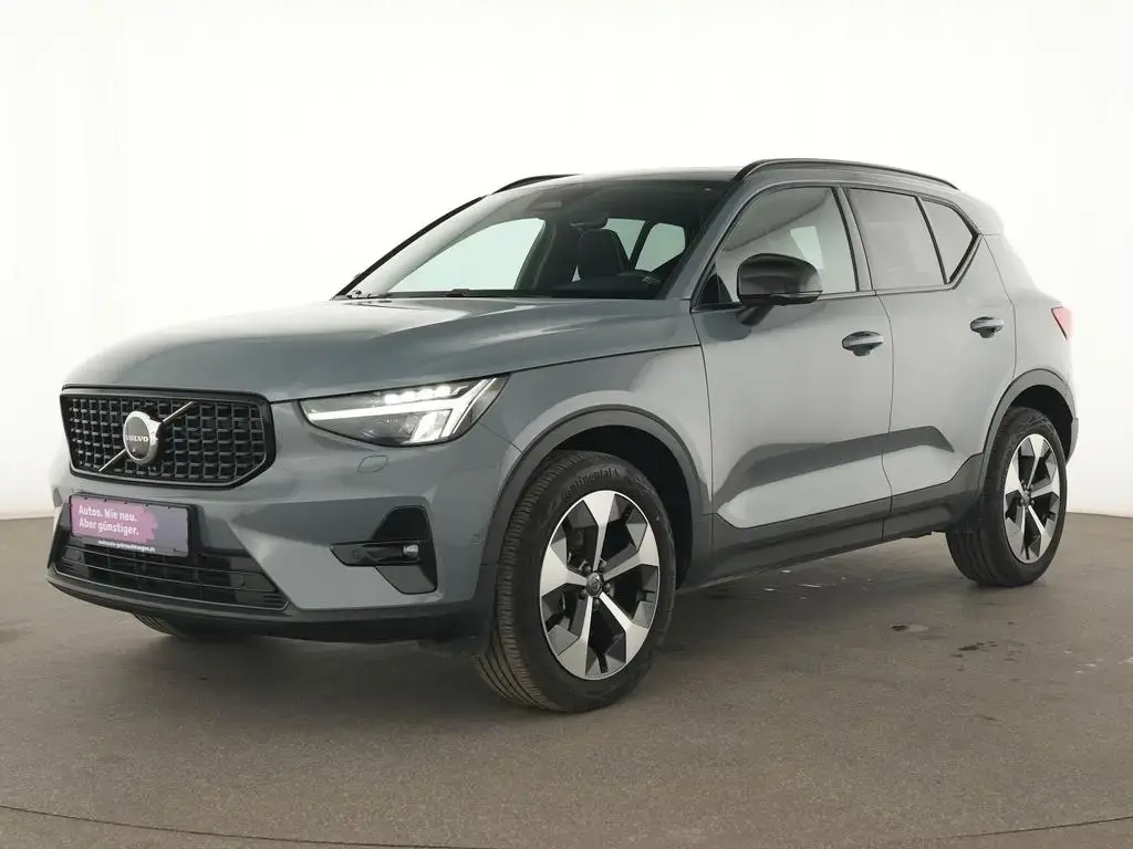 Main__Slider__Photo:Volvo XC40 Ultimate Dark 360|Pano|ACC|eHeck|WinterPake 03/2023-1