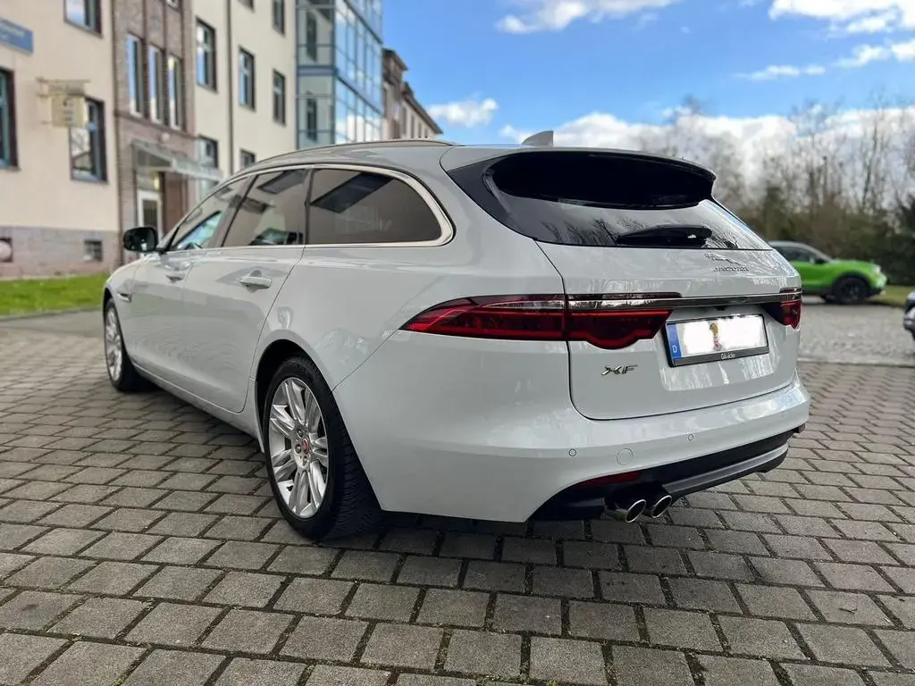 Main__Slider__Photo:Jaguar XF Top Zustand | 1,5 Jahre TÜV 05/2018-1