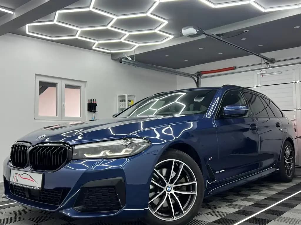 Main__Slider__Photo:BMW 5 Series 520 d xDrive M SPORT/STHZ/LED/ACC/AHK/AMBIENTE 09/2020-0