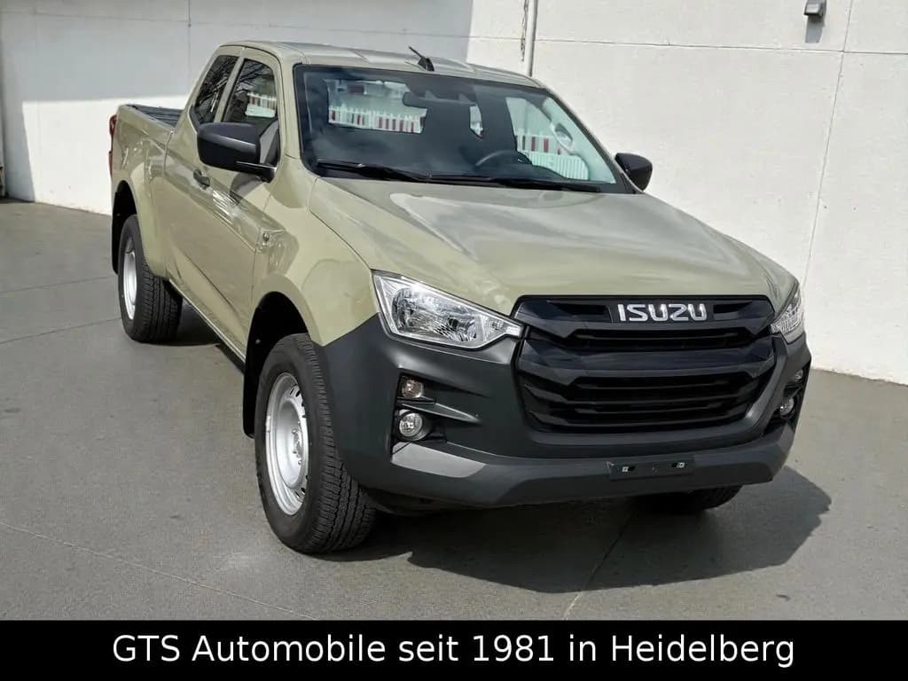 Main__Slider__Photo:Isuzu D Max Space Cab 4WD L - 1.HAND - ERST 13000 KM ! 10/2024-0