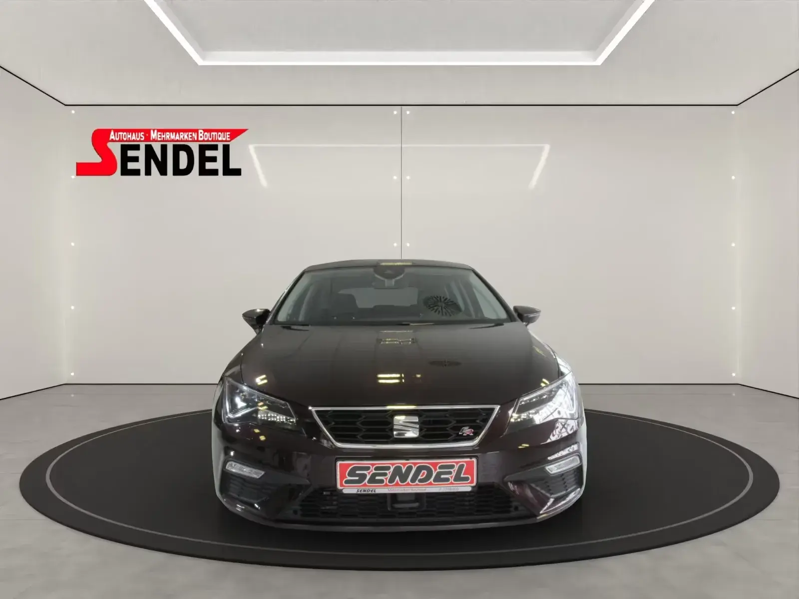 Main__Slider__Photo:Seat Leon 05/2019-1