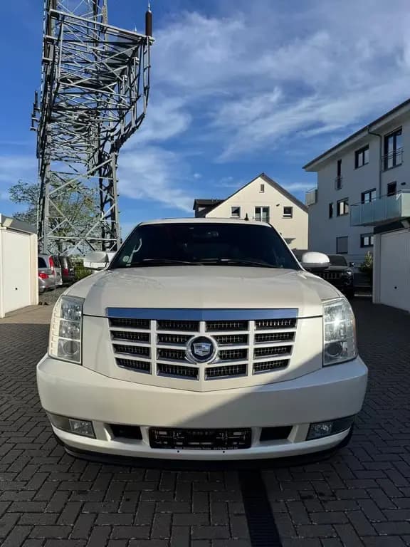 Main__Slider__Photo:Cadillac Escalade 6.2 V8 Sport V8 Vortec 4x4 Premium 11/2012-0