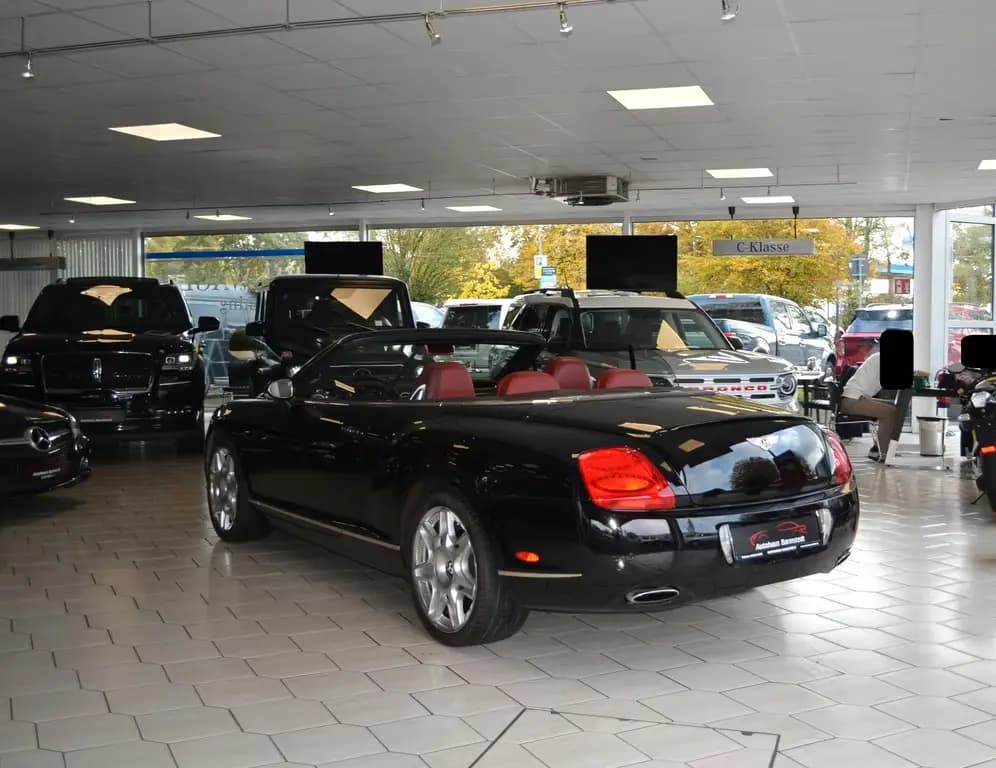 Main__Slider__Photo:Bentley Continental GTC Continental 6,0 GTC 02/2007-0