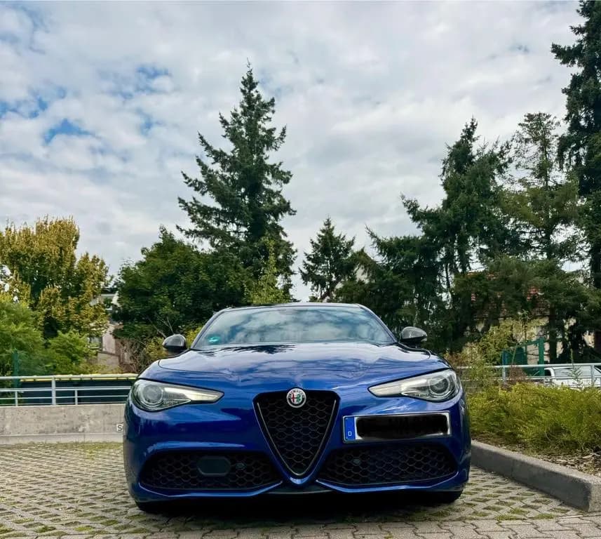 Main__Slider__Photo:Alfa Romeo Giulia Veloce Q4 210PS AT8 2020... 01/2020-0
