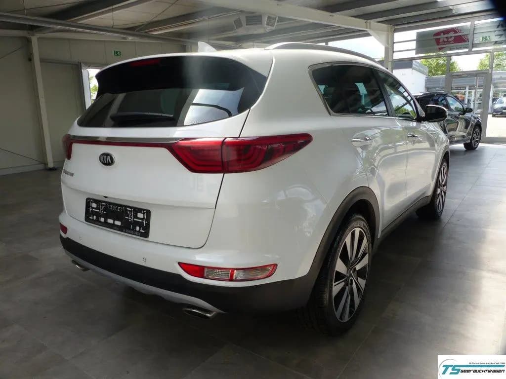 Main__Slider__Photo:Kia Sportage 1.6 TGDI 4WD AHK+Totw.+XENON+Navi+Tempo 08/2017-0