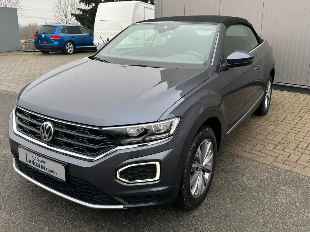 Main__Slider__Photo:Volkswagen T-Roc 1,5 TSI Cabriolet Style 08/2020-1