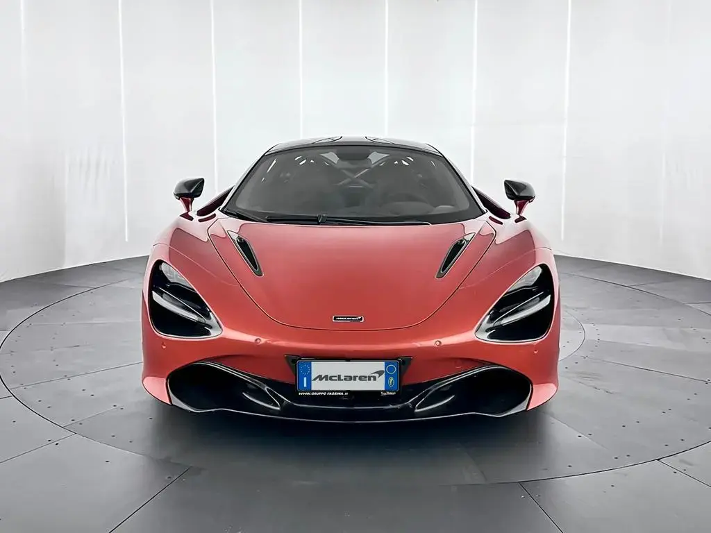 Main__Slider__Photo:McLaren 720S Coupé - McLaren Milano 07/2022-1
