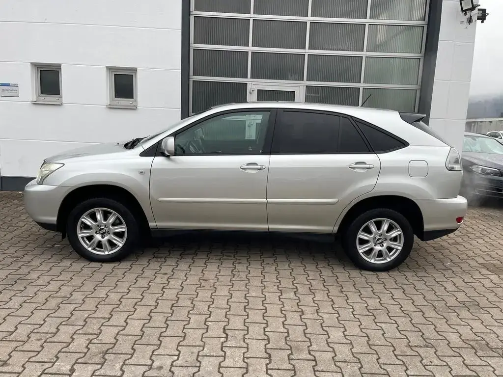 Main__Slider__Photo:Lexus RX 400h LUX/AHK/ESD/NAVI/SHZ/KAMERA/87%Batterie 09/2005-1