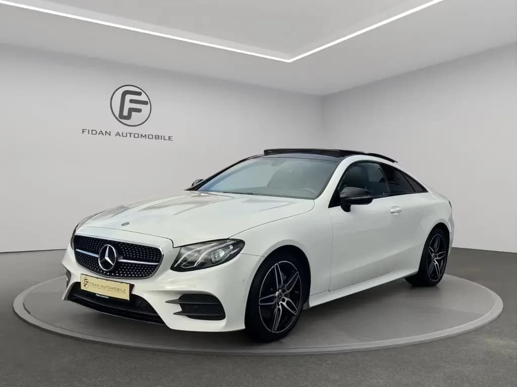 Main__Slider__Photo:Mercedes-Benz E 200 Coupe AMG-Line*Pano*Night*Wide*Burmester* 01/2019-0