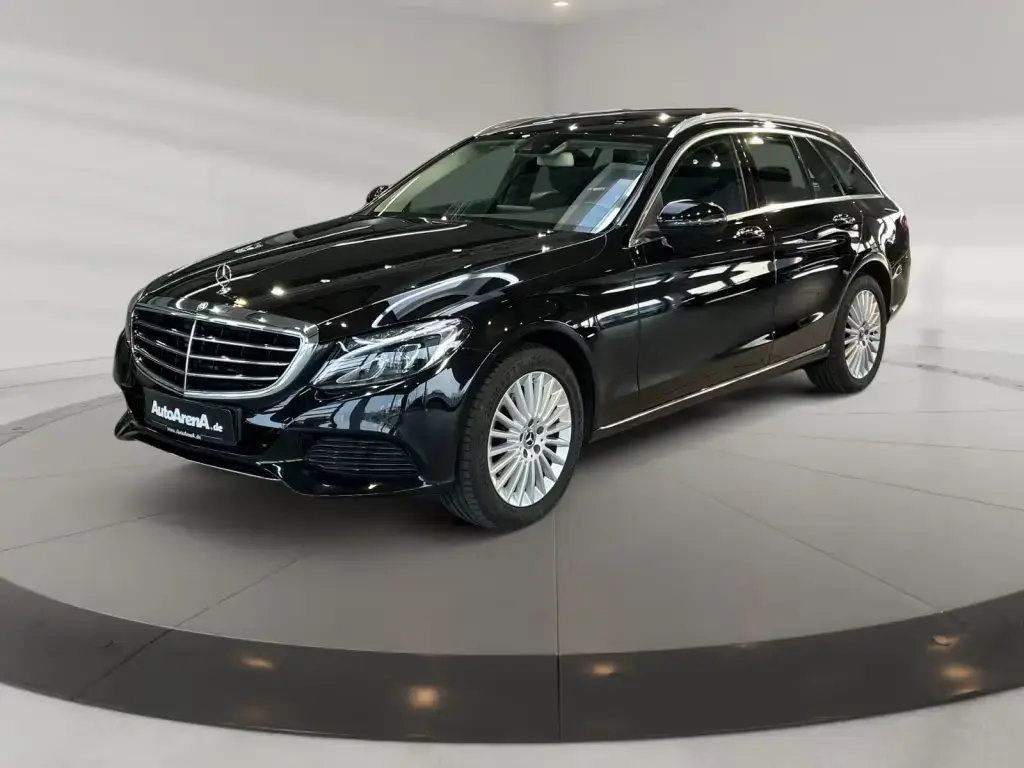Main__Slider__Photo:Mercedes-Benz C-Class 180 T Exclusive Avantgarde+Exclusive+Pano+SHD 04/2017-1