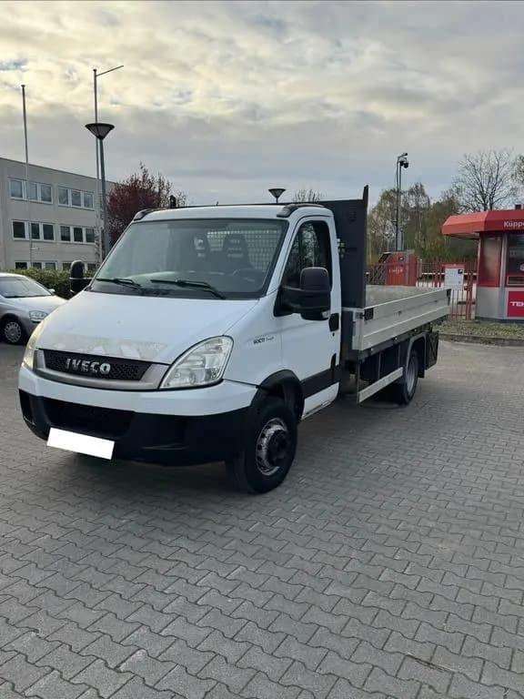 Main__Slider__Photo:Iveco Daily 65 C 17 Pritsche | 236,000Km 03/2011-0