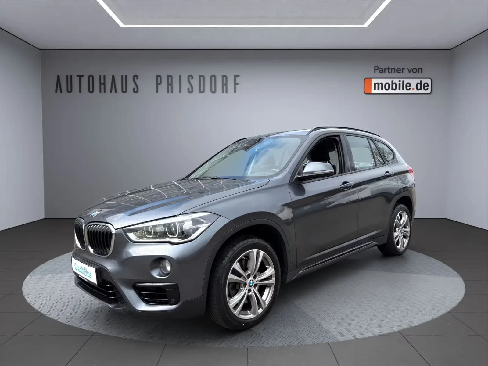Main__Slider__Photo:BMW X1 sDrive 20 i Sport Line/ unfallfrei/ AHK 12/2018-0