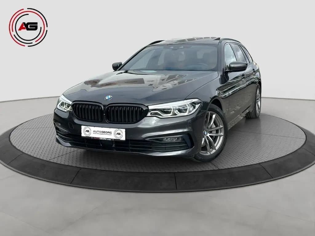 Main__Slider__Photo:BMW 5 Series Sport DIGITACHO PANO ACC 360° SITZKLIMA 06/2019-0