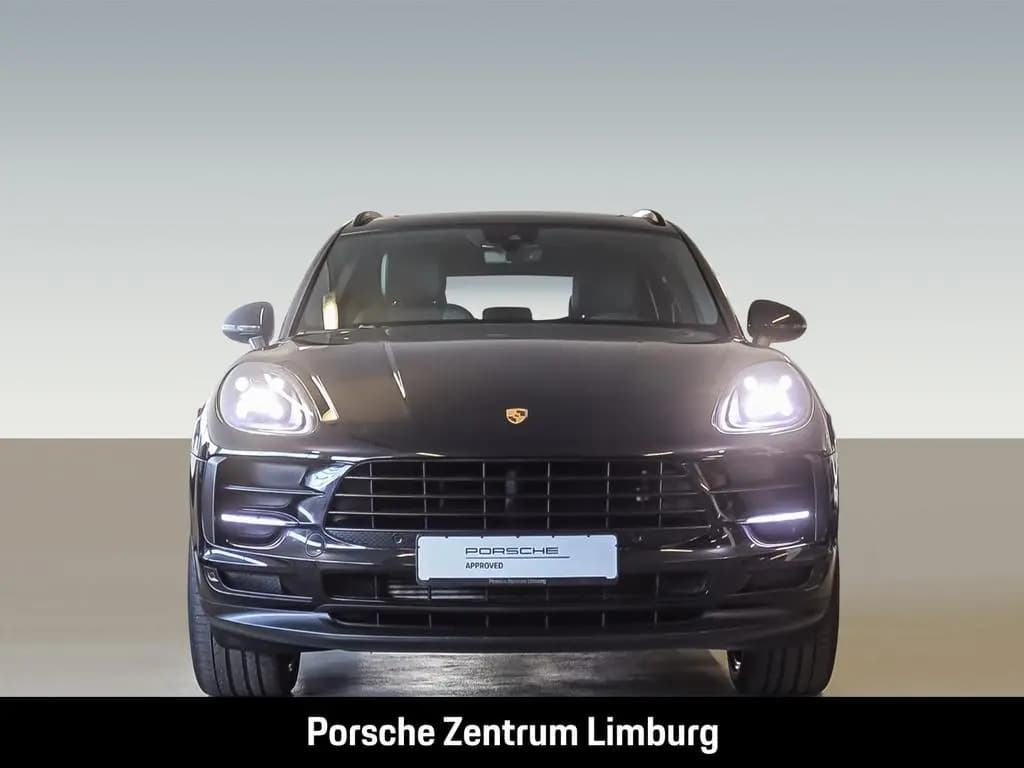 Main__Slider__Photo:Porsche Macan Panoramadach 69.990km Parkassistent LED 04/2020-0