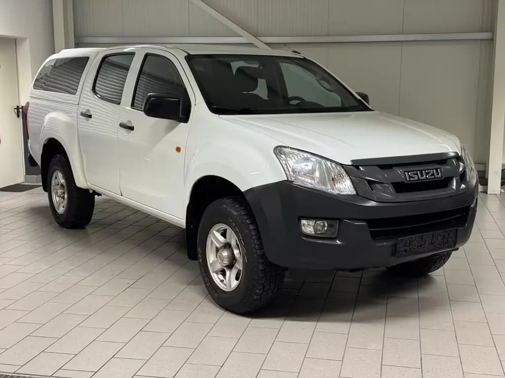 Main__Slider__Photo:Isuzu D-Max Double Cab 4WD Custom 05/2016-0