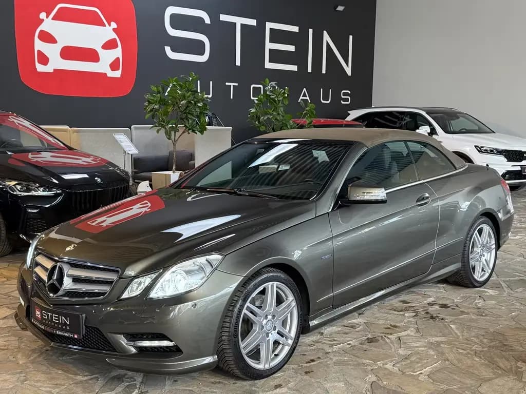 Main__Slider__Photo:Mercedes-Benz E 350 Cabrio AMG/Airscarf/Belüftung/H&K/1.Hand 05/2012-0