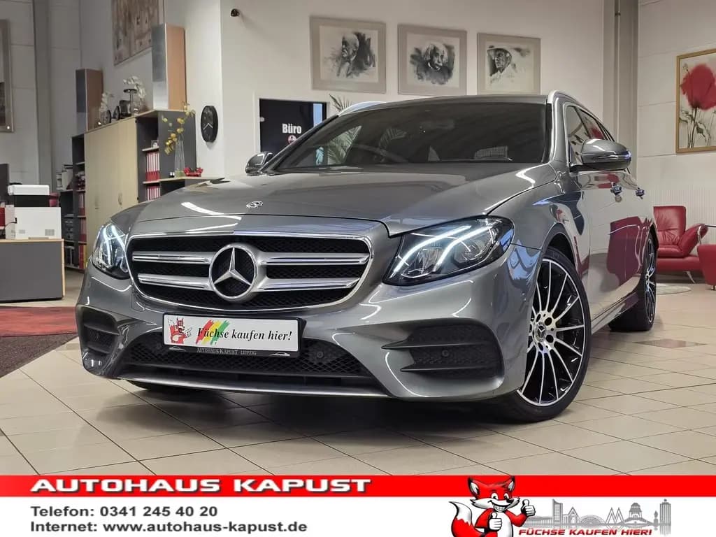 Main__Slider__Photo:Mercedes-Benz E-Class 300 T Automatik AMG Line/20"Alu/Ahk 06/2020-0