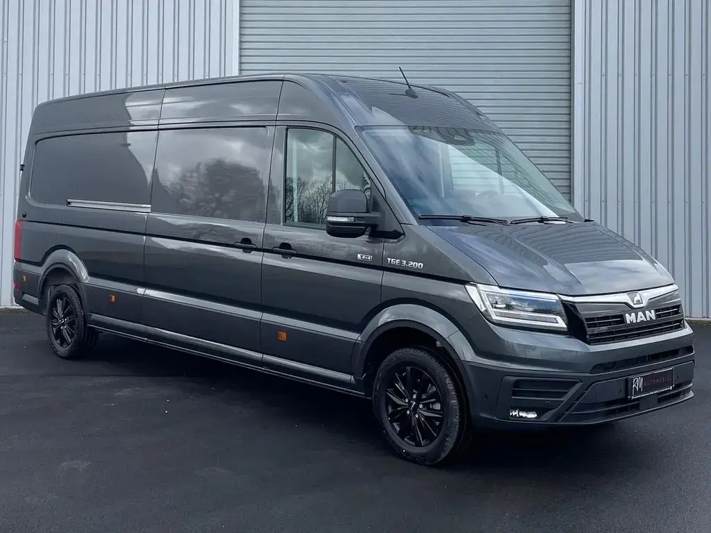 Main__Slider__Photo:MAN TGE 3.200 L4H3 Kasten 4x4 CAMPER DREHSITZE AHK 03/2026-1