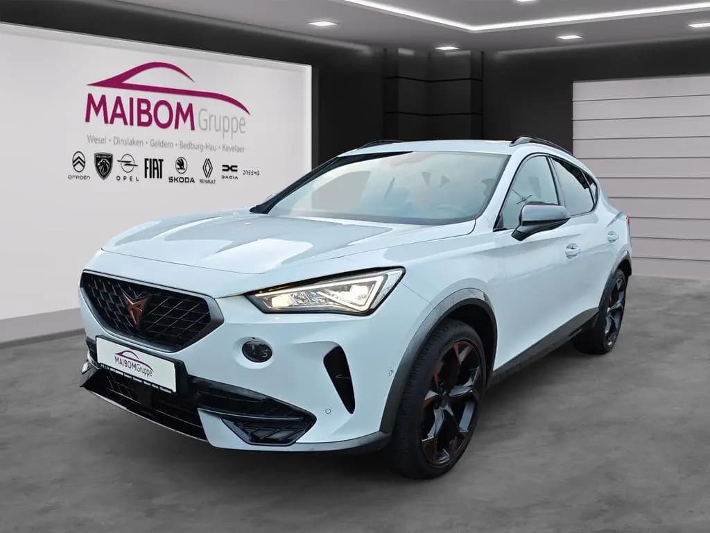 Main__Slider__Photo:Cupra Formentor VZ Metallic Allwetter 10/2023-0