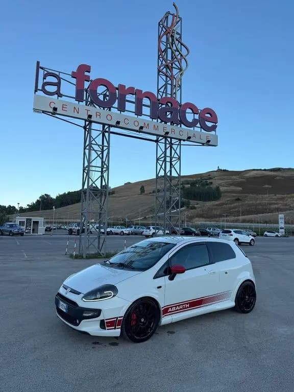 Main__Slider__Photo:Abarth Grande Punto essesse 04/2010-0