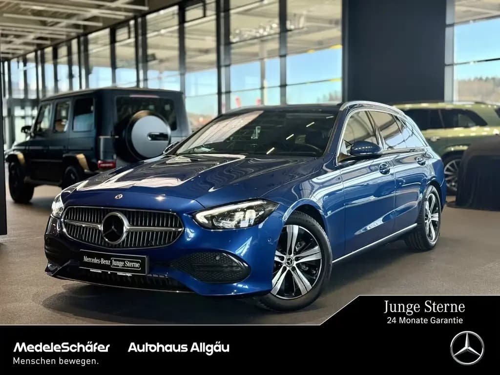 Main__Slider__Photo:Mercedes-Benz C-Class 200 T Avantgarde Fahr-Assi-Distronic Kamera 10/2023-0