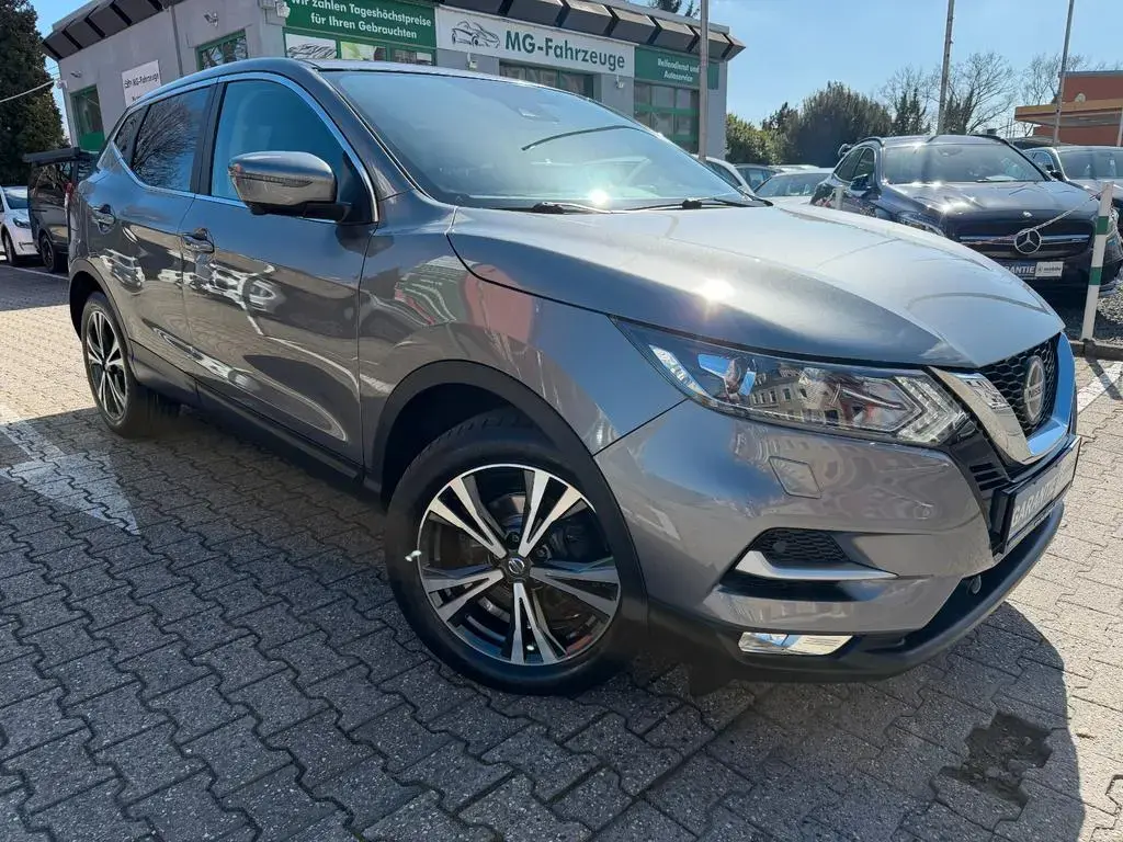 Main__Slider__Photo:Nissan Qashqai N-Connecta 1-HAND NAVI 360 KAMERA TEMPOM 09/2018-1