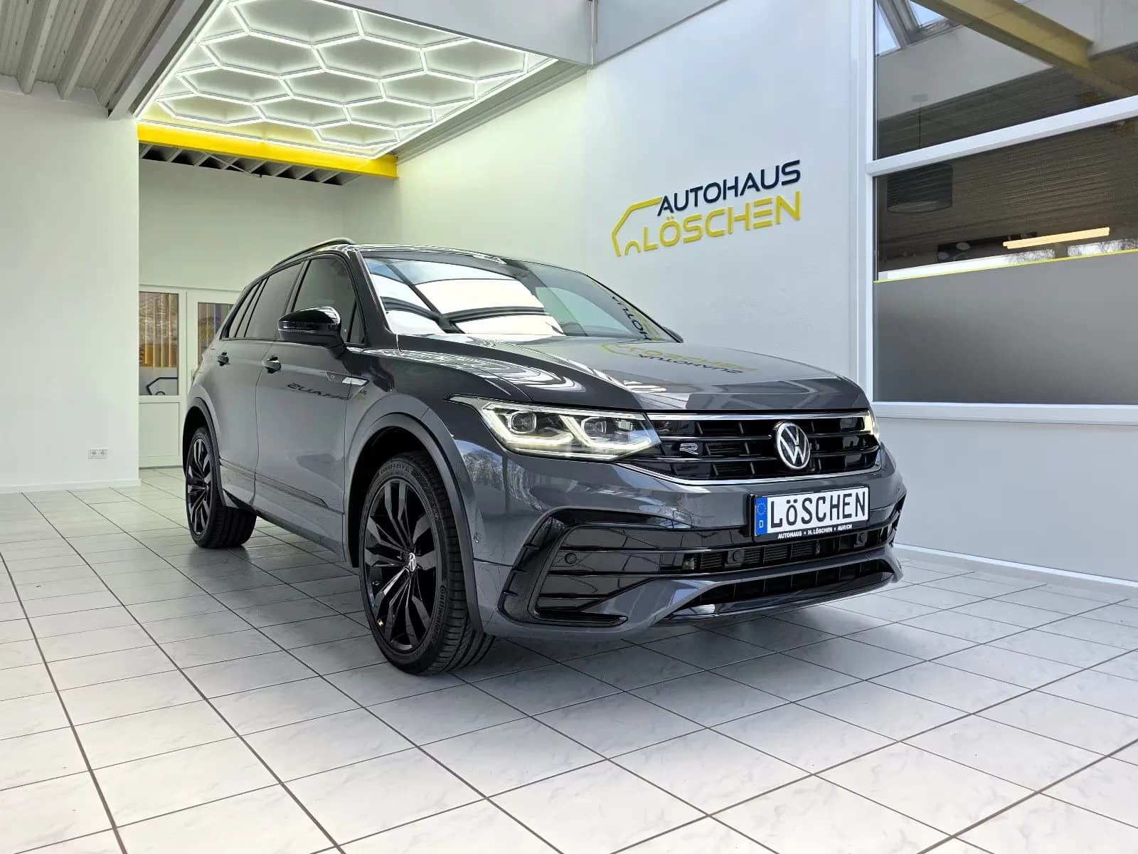 Main__Slider__Photo:Volkswagen Tiguan 02/2022-0