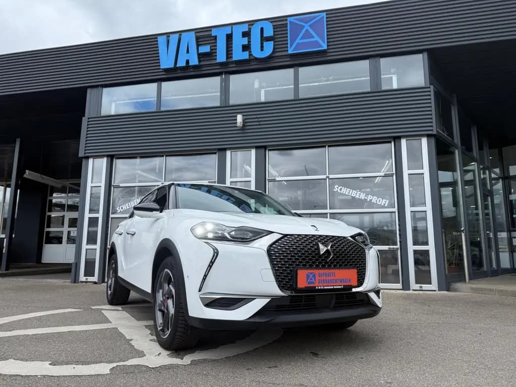Main__Slider__Photo:DS Automobiles DS3 Crossback So Chic /HEAD-UP/CARPLAY/AUTOM. 02/2020-0