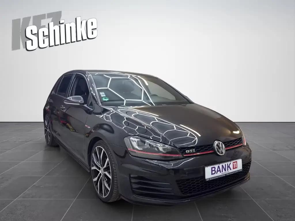 Main__Slider__Photo:Volkswagen Golf VII Lim. GTI BMT 12/2016-0