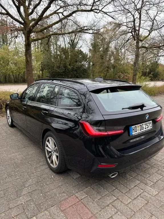 Main__Slider__Photo:BMW 3 Series Combi Sport LiveCockpit Pro Harman 11/2019-1
