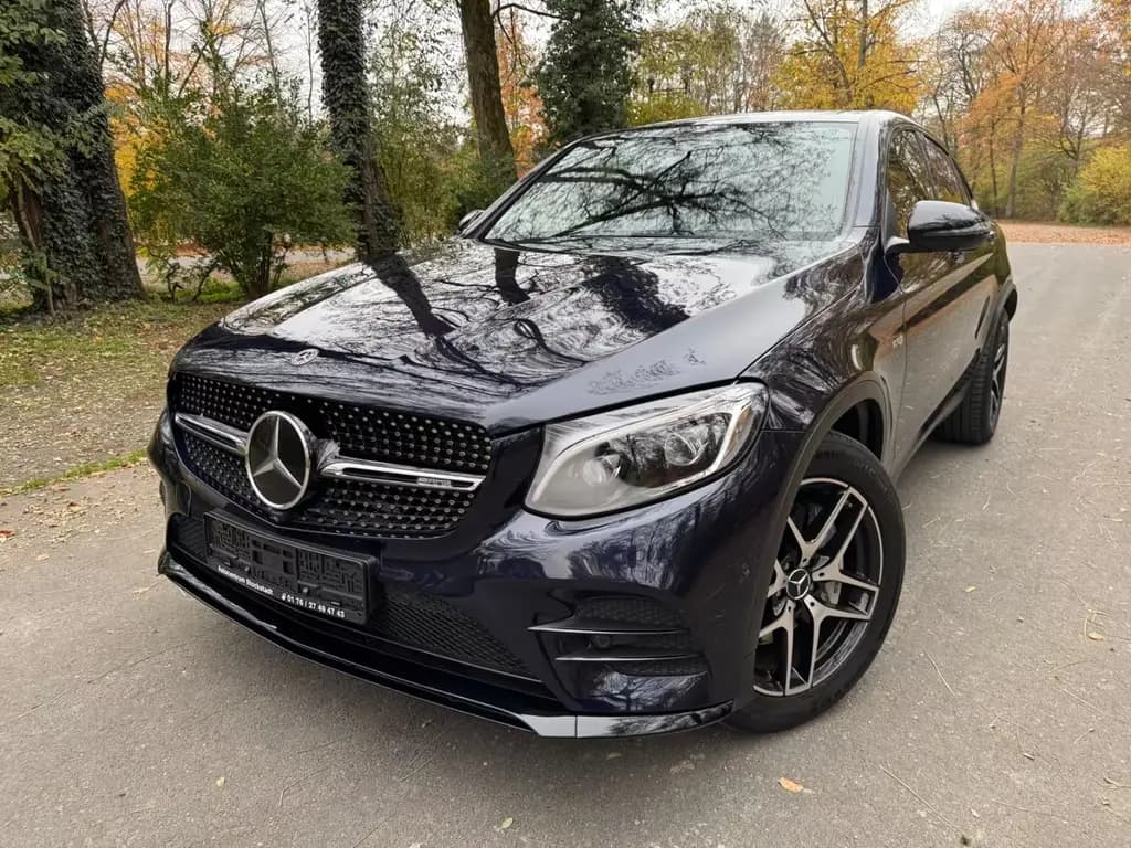 Main__Slider__Photo:Mercedes-Benz GLC-Class Coupe 43 AMG 4Matic Rote Gurte Performance 10/2018-0