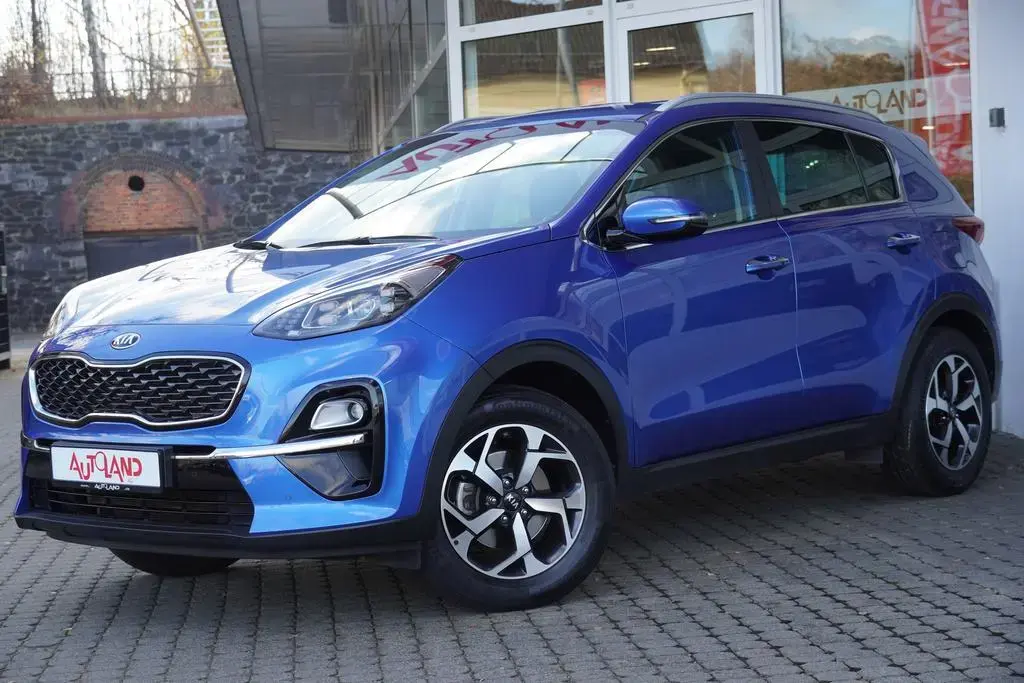 Main__Slider__Photo:Kia Sportage 1.6 Dream Team Navi LED Kamera Leder 05/2020-1
