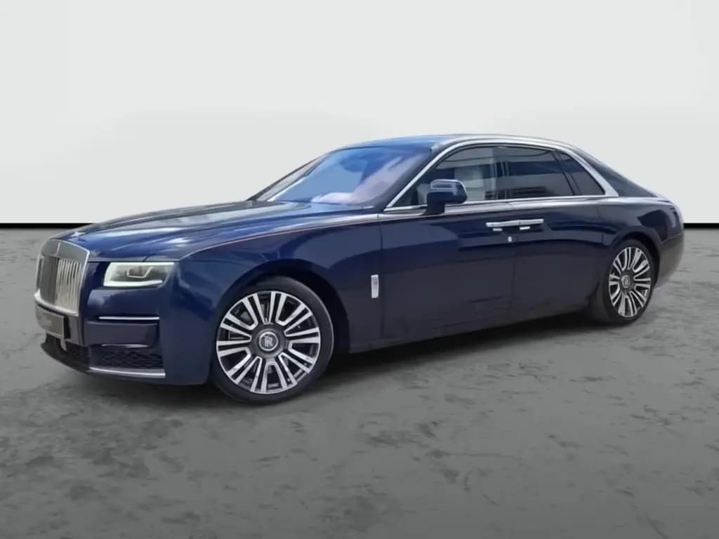 Main__Slider__Photo:Rolls-Royce Ghost *PROVENANCE* 05/2022-0