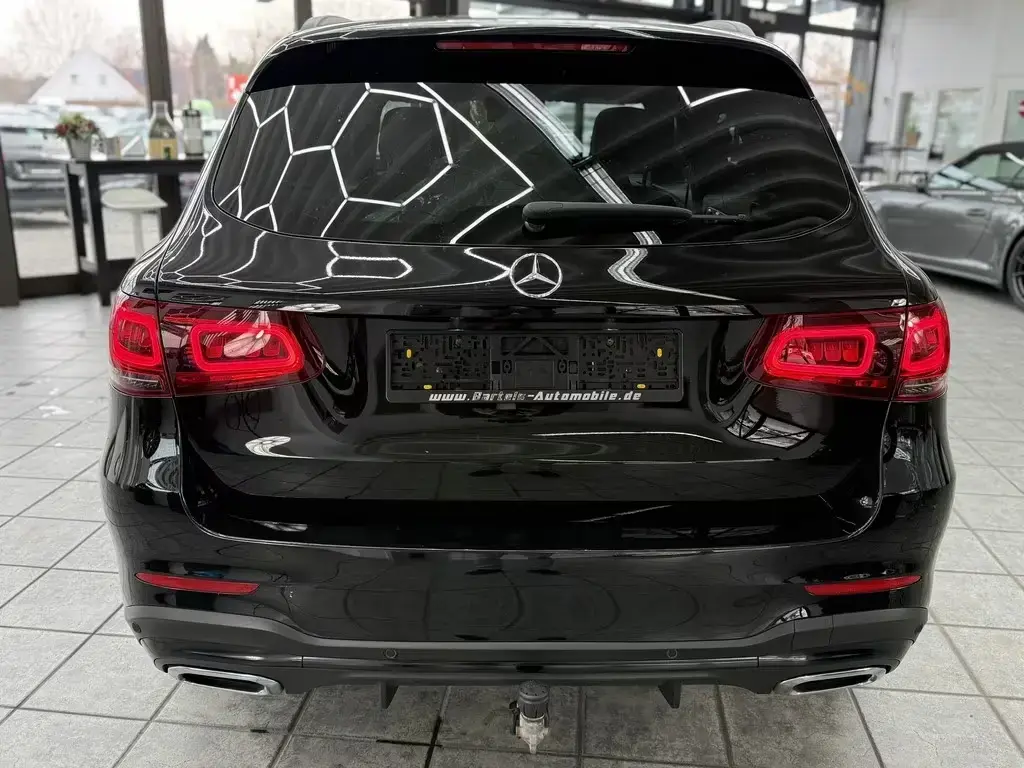 Main__Slider__Photo:Mercedes-Benz GLC-Class 300 d 4Matic AMG Line, LED, Burmester, 360° 08/2019-1