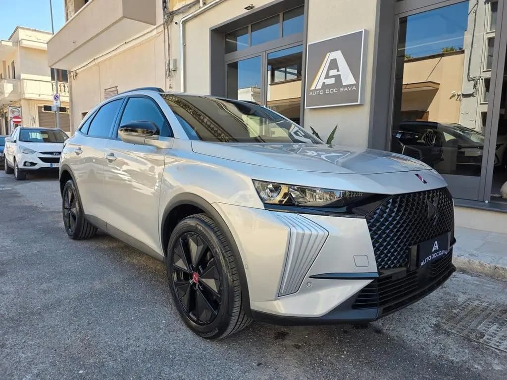 Main__Slider__Photo:DS Automobiles DS7 (Crossback) Ds 7 Crossback HDi 130 EAT8 Performance Line+Ret 06/2023-0