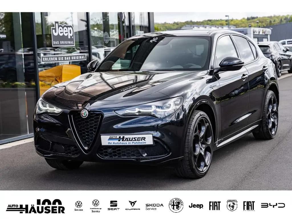 Main__Slider__Photo:Alfa Romeo Stelvio Competizione 2.2 Diesel Q4 PANO HARMAN-K 10/2023-0
