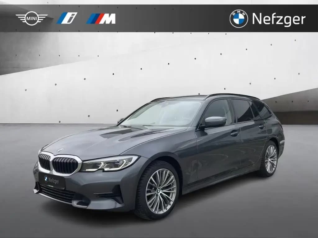 Main__Slider__Photo:BMW 320 d xDrive Touring Sport Line  Park-Assistent 08/2022-0