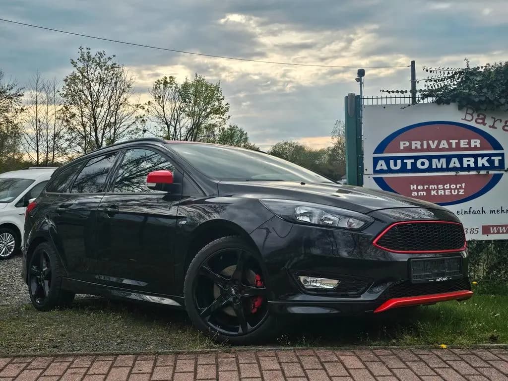 Main__Slider__Photo:Ford Focus 1,5 EcoBoost ST-Line Turnier*NeuerMotor! 05/2018-0