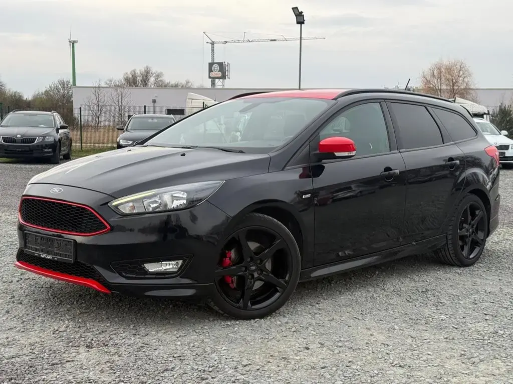 Main__Slider__Photo:Ford Focus 1,5 EcoBoost ST-Line Turnier*NeuerMotor! 05/2018-1