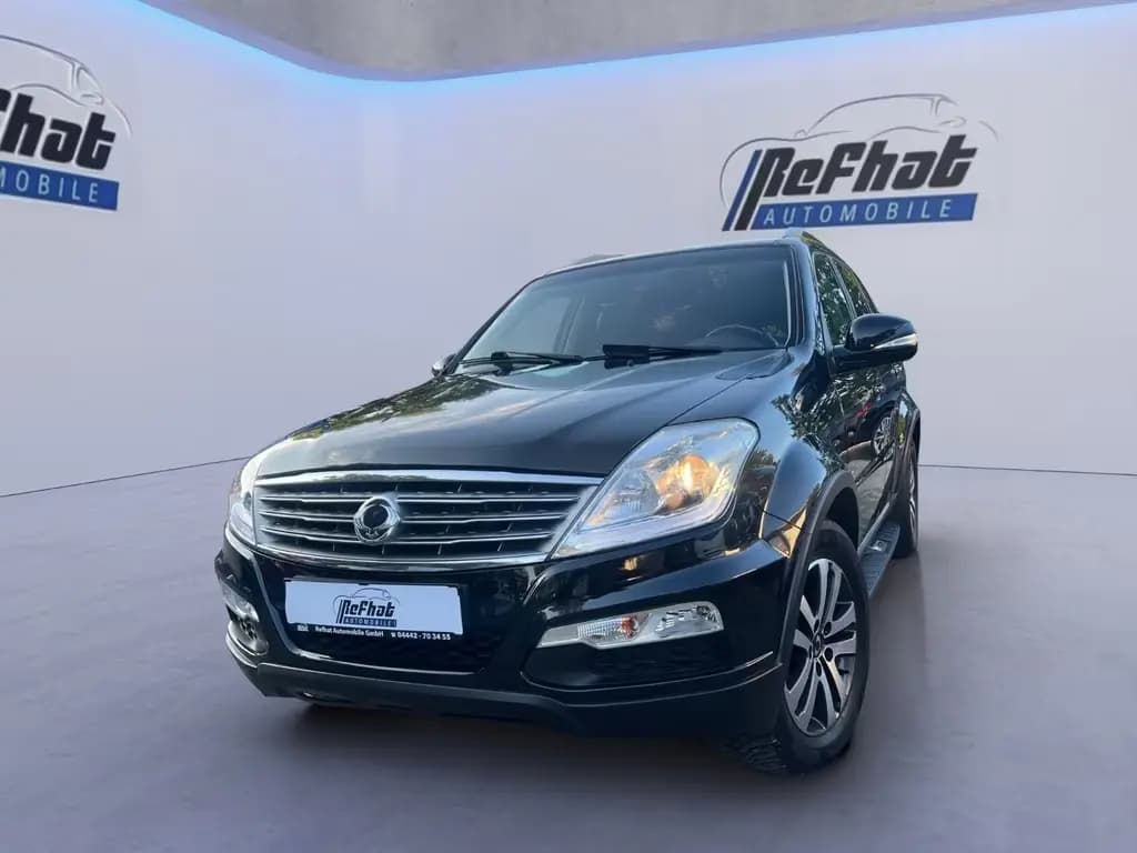 Main__Slider__Photo:Ssangyong Rexton Rexton W Sapphire 4WD*7-Sitzer*SHZ*PDC* 03/2015-0