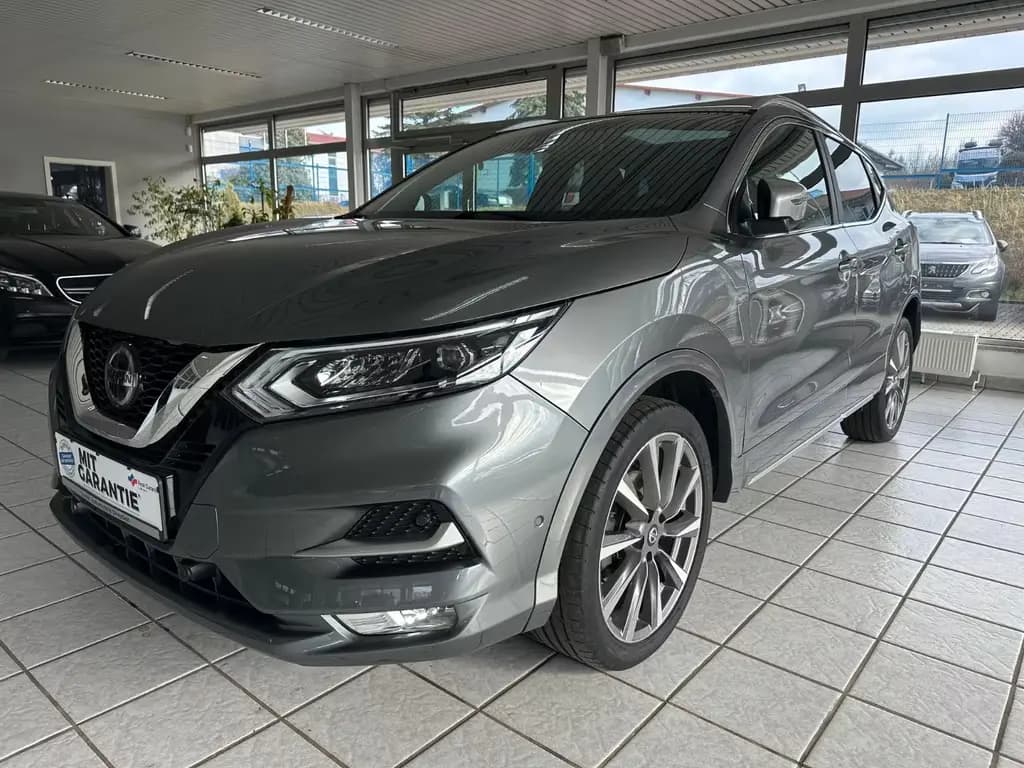 Main__Slider__Photo:Nissan Qashqai Tekna+*Panorama*Tempo*Kamera*SHZ*Bose* 07/2019-0