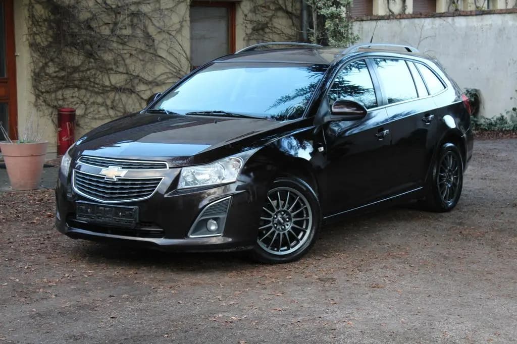 Main__Slider__Photo:Chevrolet Cruze Station Wagon LTZ*Automatik*TÜV NEU* 04/2013-0